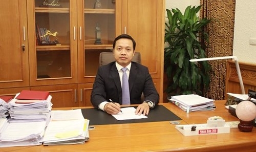 Thứ trưởng Bộ Tư ph&aacute;p Trần Tiến Dũng.