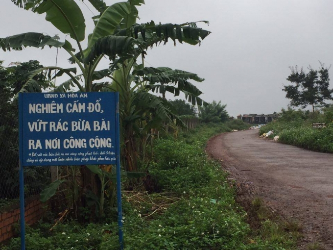 Biển&nbsp;b&aacute;o&nbsp;cấm&nbsp;đố&nbsp;r&aacute;c&nbsp;thải&nbsp;&ldquo;Bắt&nbsp;được&nbsp;bị&nbsp;phạt&nbsp;5&nbsp;triệu&nbsp;đồng&rdquo;