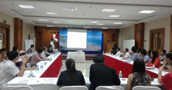 Tập huấn công tác thông tin, tuyên truyền về y tế biển, đảo