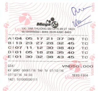 Chiếc v&eacute; tr&uacute;ng thưởng Jackpot sản phẩm Mega 6/45 kỳ quay số mở thướng số 61.