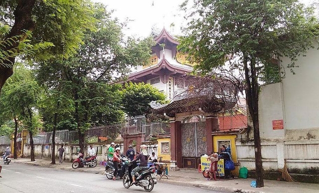 Ch&ugrave;a Một Cột, TPHCM, nơi vừa xảy ra vụ mất trộm t&agrave;i sản lớn.