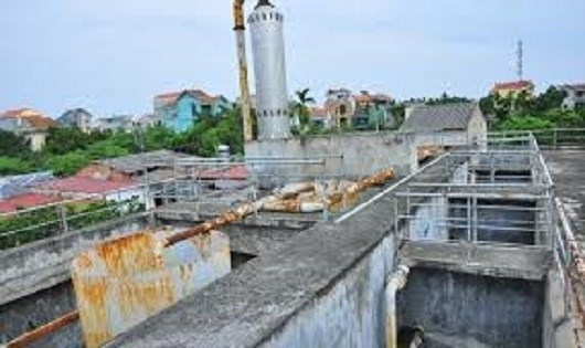 Nhà máy nước sạch 31 tỷ bỏ hoang, dân “chết khát”