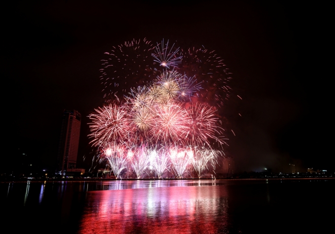 Giải thưởng của cuộc thi gồm: 01 Giải nhất trị gi&aacute; 20.000.000 đồng, 01 Giải nh&igrave; trị gi&aacute; 10.000.000 đồng, 01 Giải ba trị gi&aacute; 5.000.000 đồng.