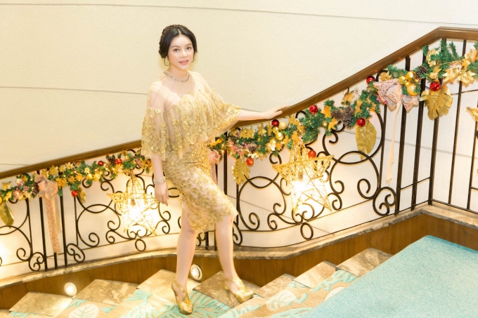 L&yacute; Nh&atilde; Kỳ được ngợi khen c&oacute; vẻ đẹp qu&yacute; ph&aacute;i, ho&agrave;ng gia