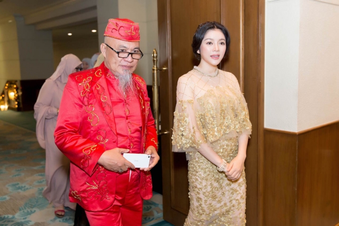 Ho&agrave;ng đế Sultan Mangacop Umpa Saud.