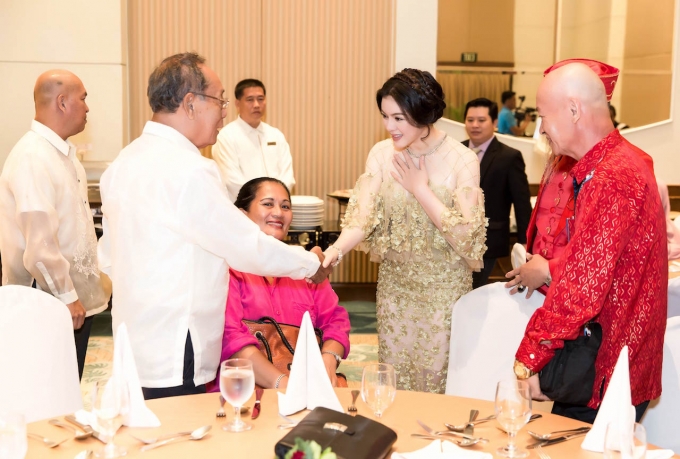 L&yacute; Nh&atilde; Kỳ được ngợi khen c&oacute; vẻ đẹp qu&yacute; ph&aacute;i, ho&agrave;ng gia