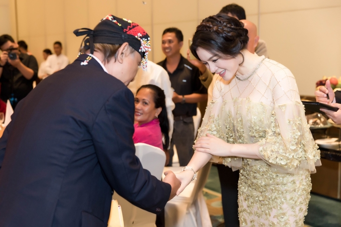 L&yacute; Nh&atilde; Kỳ được ngợi khen c&oacute; vẻ đẹp qu&yacute; ph&aacute;i, ho&agrave;ng gia