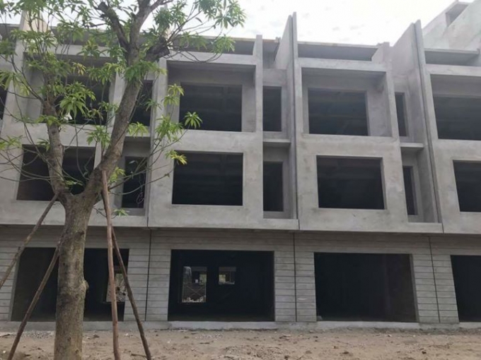 Căn nh&agrave; đang được thi c&ocirc;ng ở giai đoạn 3 thuộc khu đ&ocirc; thị&nbsp;&nbsp;Ecopark - H&agrave; Nội.