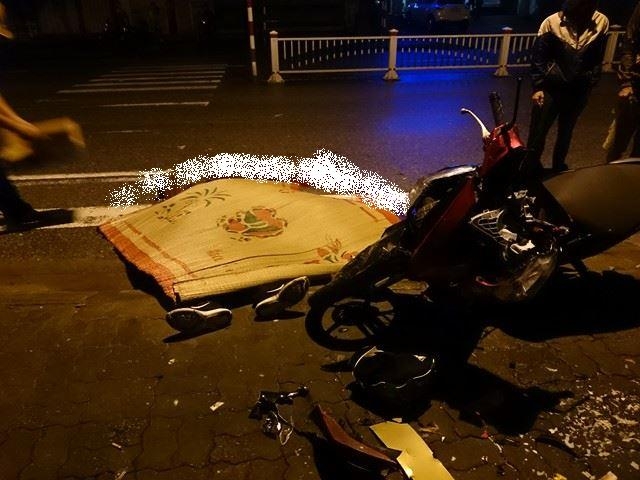 Hai nạn nh&acirc;n đ&atilde; tử vong sau c&uacute; va chạm.