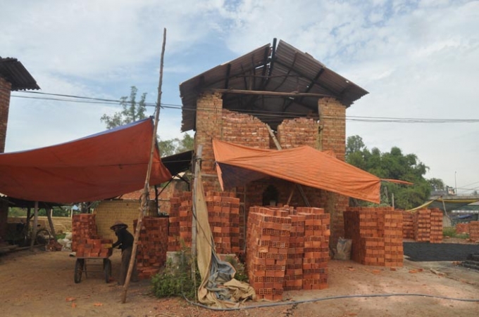 X&uacute;c phải bom bi ph&aacute;t nổ, khiến 1 người tử vong, 1 người bị thương nặng (Ảnh: Minh họa)