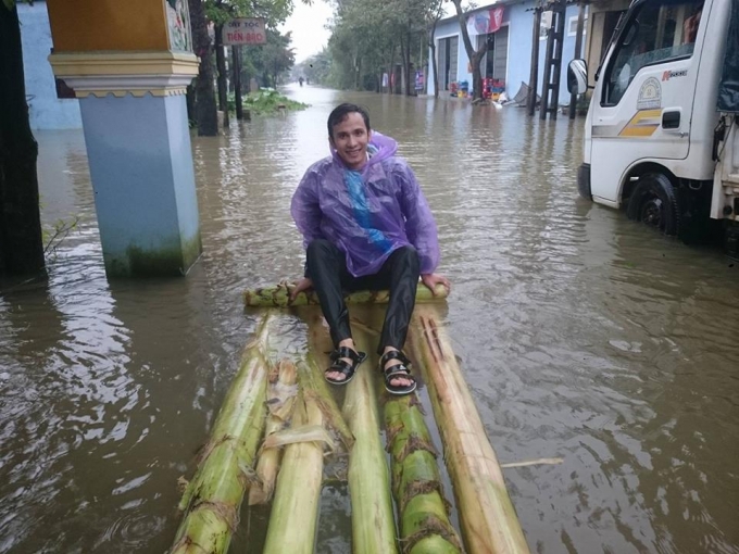 B&egrave; được l&agrave;m bằng th&acirc;n c&acirc;y chuối.