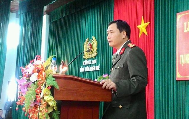 Đại t&aacute; L&ecirc; Quốc H&ugrave;ng - Gi&aacute;m đốc C&ocirc;ng an tỉnh Thừa Thi&ecirc;n - Huế đ&aacute;nh gi&aacute; cao vai tr&ograve; của quần ch&uacute;ng nh&acirc;n d&acirc;n trong trong việc truy t&igrave;m đối tượng. (Ảnh: Đăng Hậu).