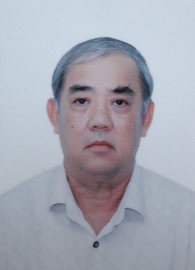 B&aacute;c sĩ Nguy&ecirc;̃n Văn Thành, nguy&ecirc;n Trưởng khoa khám b&ecirc;̣nh, B&ecirc;̣nh vi&ecirc;̣n Da li&ecirc;̃u Qu&ocirc;́c gia.