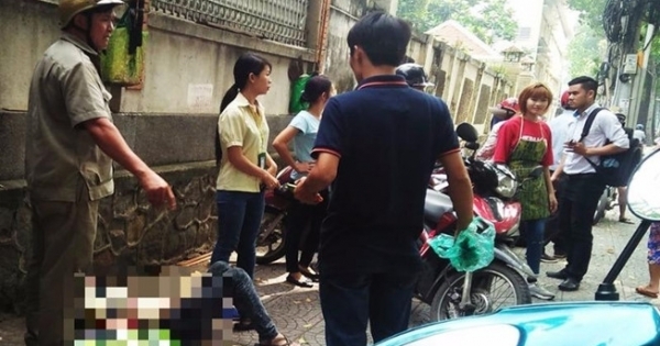 TP HCM: Thanh niên đâm gục bạn gái rồi tự sát