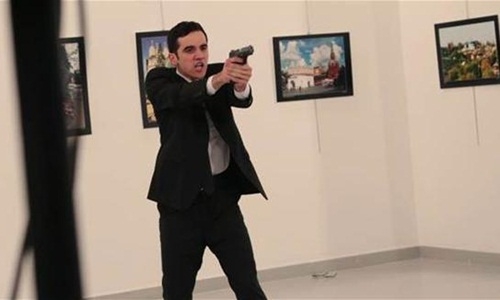 Mevlut Mert Altintas, hung thủ &aacute;m s&aacute;t đại sứ Nga tại Thổ Nhĩ Kỳ. (Ảnh:&nbsp;AP)