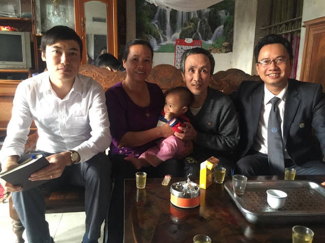 Được trở về nh&agrave; đo&agrave;n tụ c&ugrave;ng gia đ&igrave;nh l&agrave; niềm hạnh ph&uacute;c lớn nhất trong cuộc đời của &ocirc;ng H&agrave;n Đức Long sau 11 năm t&ugrave; oan.