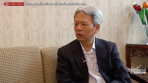 TS Nguyễn Sỹ Dũng đang trao đổi trong chương tr&igrave;nh G&oacute;c nh&igrave;n thẳng&nbsp;về lệnh