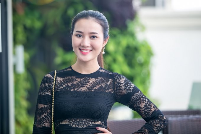 Top 3 Nữ ho&agrave;ng đ&aacute; qu&yacute; Việt Nam 2016 chia sẻ về chuyện y&ecirc;u đại gia lớn tuổi