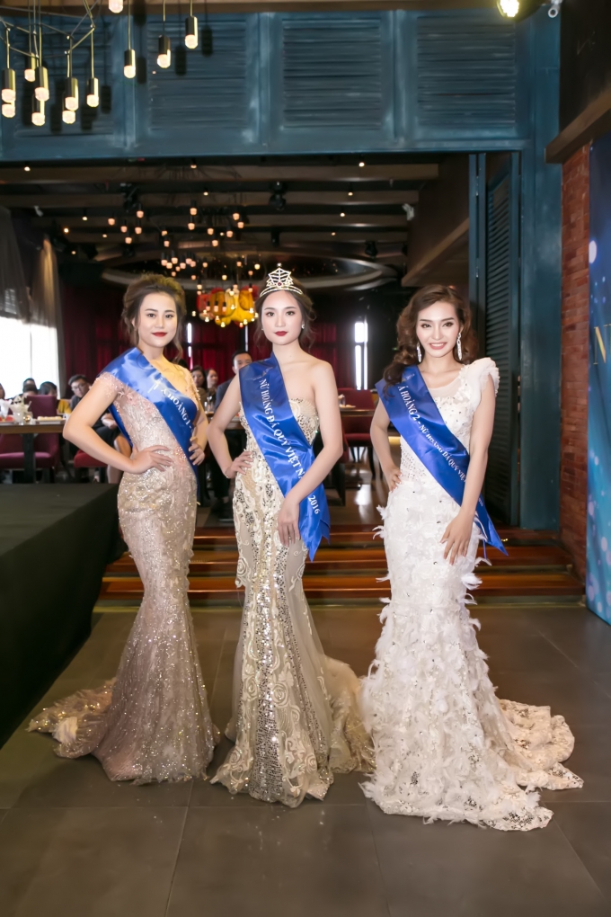 Top 3 Nữ ho&agrave;ng đ&aacute; qu&yacute; Việt Nam 2016 chia sẻ về chuyện y&ecirc;u đại gia lớn tuổi