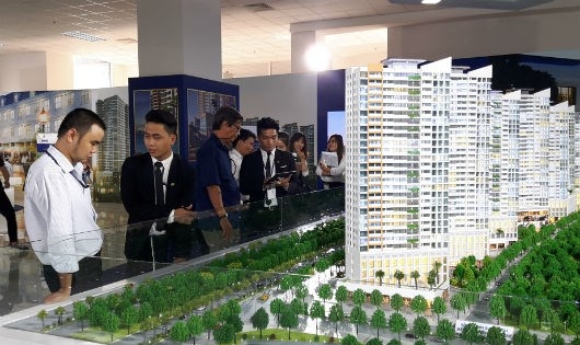 Thị trường BĐS 2016 đang c&oacute; sự &ldquo;lệch pha&rdquo; về ph&acirc;n kh&uacute;c cao cấp, nghỉ dưỡng.