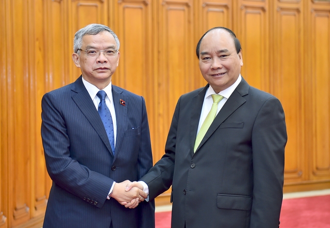 Thủ tướng Nguyễn Xu&acirc;n Ph&uacute;c tiếp &ocirc;ng Sommad Pholsena, Bộ trưởng Bộ T&agrave;i nguy&ecirc;n v&agrave; M&ocirc;i trường L&agrave;o đang thăm v&agrave; l&agrave;m việc tại Việt Nam.