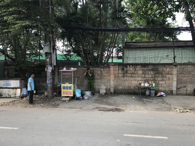 Vỉa h&egrave; nơi xảy ra vụ việc.