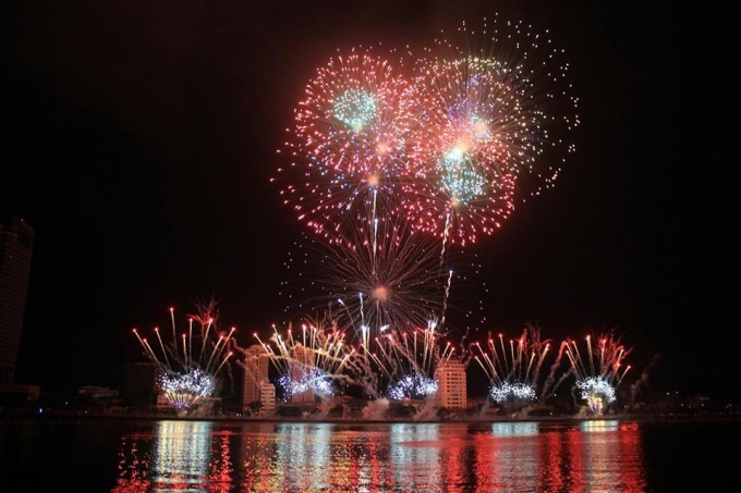 Đ&agrave; Nẵng: Kh&ocirc;ng bắn ph&aacute;o hoa v&agrave;o dip kỷ niệm 20 năm th&agrave;nh phố trưc thuộc Trung ương v&agrave; Tết Nguy&ecirc;n đ&aacute;n 2017