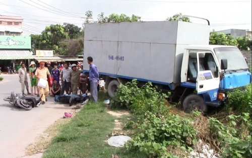 Hiện trường vụ tai nạn giao th&ocirc;ng.