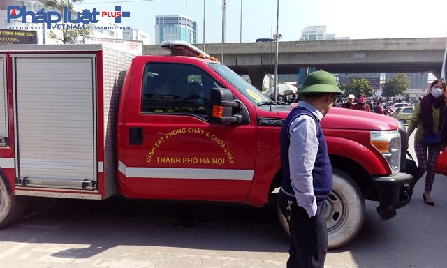 Xe chuy&ecirc;n dụng cũng đã có mặt đ&ecirc;̉ phục vụ c&ocirc;ng tác an ninh.