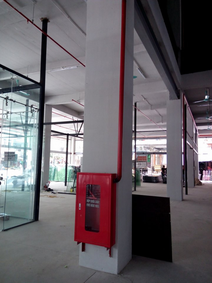 Hệ thống chữa ch&aacute;y sẽ hoạt động tự động khi c&aacute;c cảm biến ph&aacute;t hiện c&oacute; nguồn nhiệt tăng từ 68-70 độ C.