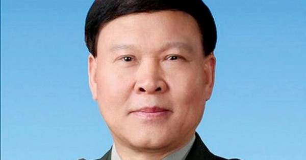 Thượng tướng nghĩ "hạ cánh an toàn", ai ngờ vẫn phải tự... treo cổ