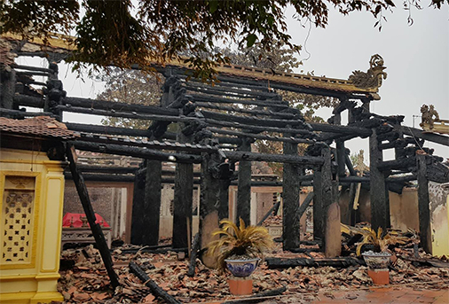 Đ&igrave;nh Lưu - Di t&iacute;ch Quốc gia bị thi&ecirc;u rụi.