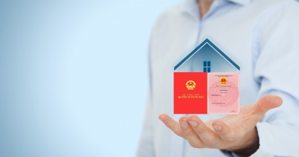 Lùi thời hạn áp dụng quy định ghi tên người sử dụng đất khi cấp cho hộ gia đình