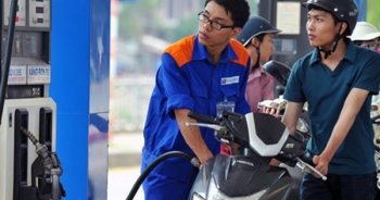 Chiều 5/12: Giá xăng không tăng như đồn đoán
