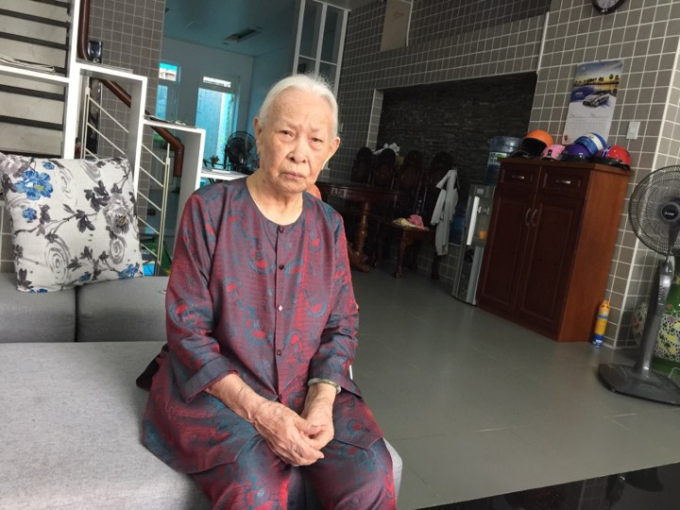 B&agrave; Đặng Thị Vạn.