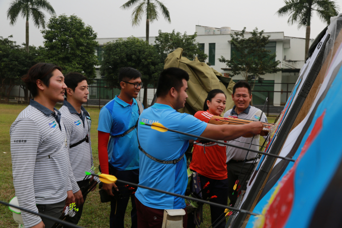 6 cung thủ H&agrave;n Quốc đạt HC Olympic hỗ trợ đội tuyển bắn cung Việt Nam