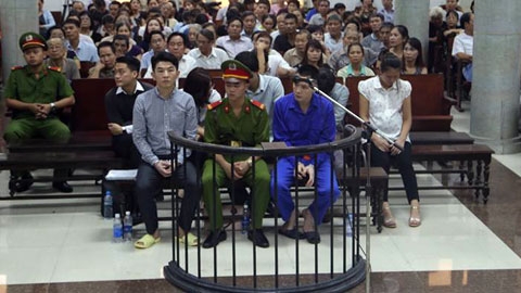 Đối tượng nước ngoài lừa 724 người ký hợp đồng "ủy thác đầu tư"