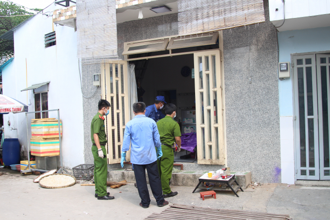 Căn nh&agrave; nơi ph&aacute;t hiện thi thể người đ&agrave;n &ocirc;ng.