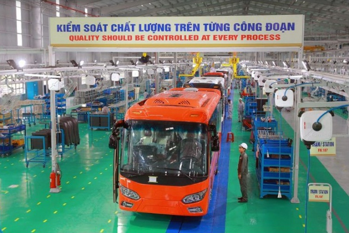 Nh&agrave; m&aacute;y Bus Thaco được khởi c&ocirc;ng x&acirc;y dựng v&agrave;o th&aacute;ng 9/2016, với tổng vốn đầu tư 7.000 tỷ đồng; c&ocirc;ng suất thiết kế 20.000 xe/năm.