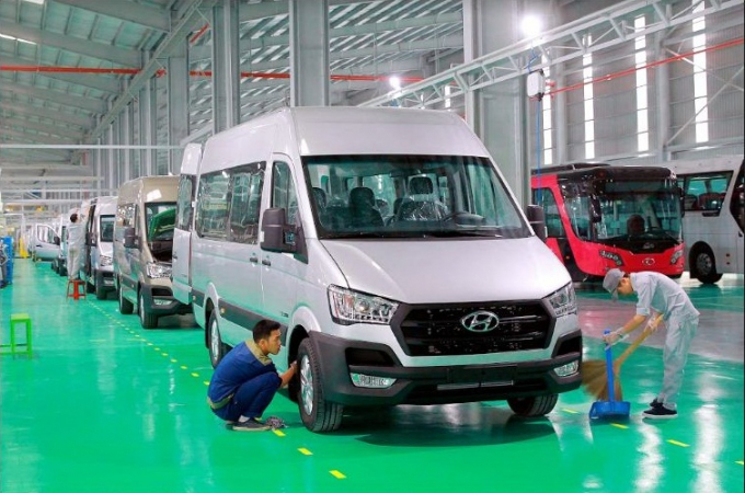 Thaco đ&atilde; tự thiết kế v&agrave; sản xuất nội địa h&oacute;a khung gầm nh&atilde;n hiệu THACO v&agrave; n&acirc;ng tỷ lệ nội địa h&oacute;a to&agrave;n bộ xe l&ecirc;n đến 50% .