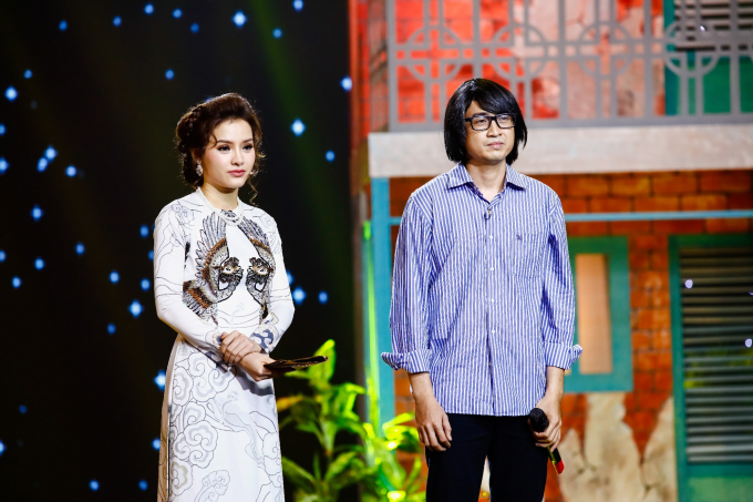 Triệu Long Người Kể Chuyện T&igrave;nh: &ldquo;Những năm qua, anh Đ&agrave;m Vĩnh Hưng để t&ocirc;i tự bơi&rdquo;