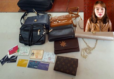 Đối tượng V&acirc;n v&agrave; một số tang vật đ&atilde; được cơ quan c&ocirc;ng an thu giữ.