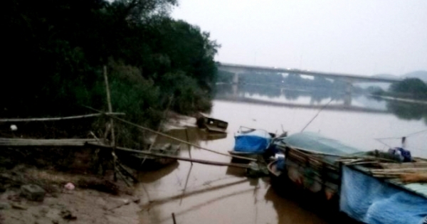 Nghi án bà cụ 78 tuổi bị cháu họ hiếp dâm trên thuyền?