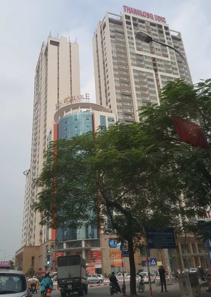 T&ograve;a nh&agrave; Sun Square nằm tr&ecirc;n đường L&ecirc; Đức Thọ, phường Mỹ Đ&igrave;nh 2, quận Nam Từ Li&ecirc;m.