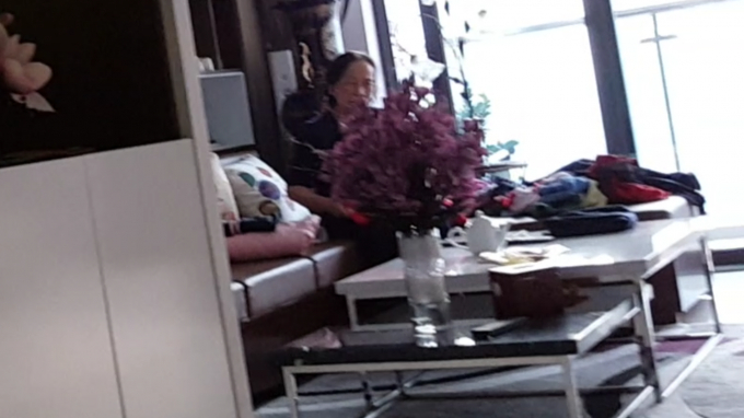 Tại tầng 12, c&oacute; 1 số căn hộ đ&atilde; chuyển đến ở trong khi T&ograve;a nh&agrave; chưa được nghiệm thu.