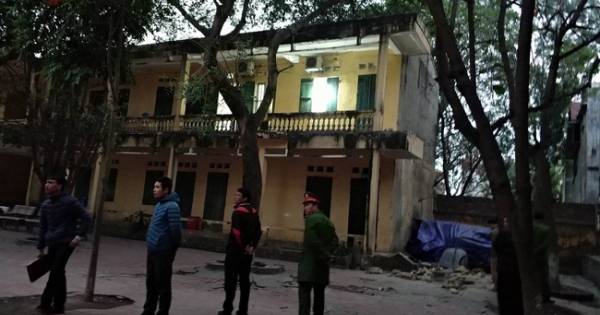 Bắc Ninh: Sập lan can trường tiểu học Văn Môn, nhiều học sinh phải nhập viện Việt Đức