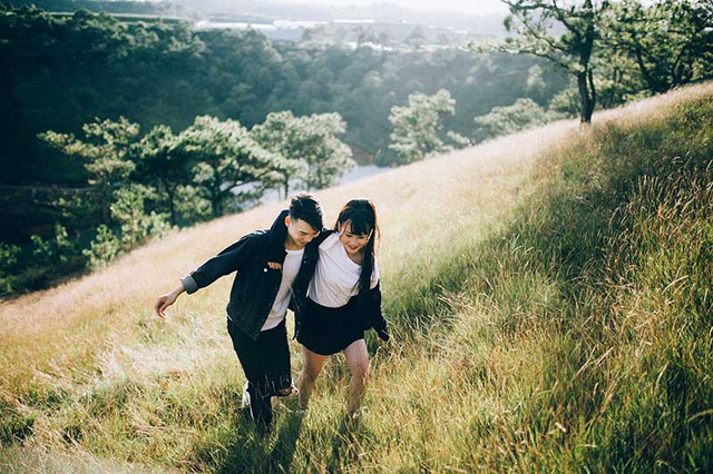 Cặp đ&ocirc;i n&ecirc;n duy&ecirc;n nhờ n&uacute;t &ldquo;like&rdquo; tr&ecirc;n facebook