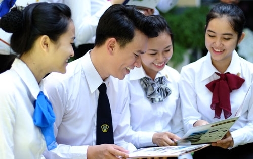 Tập sự vẫn được hưởng 100% lương và phụ cấp tăng thêm