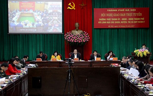 Hội nghị giao ban trực tuyến qu&yacute; IV năm 2017 của th&agrave;nh phố H&agrave; Nội.