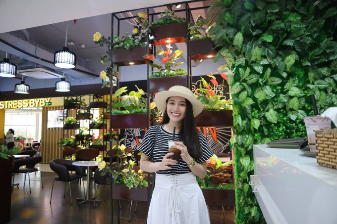 Ng&agrave;y 14/12, ca sĩ Tố My Bolero đ&atilde; c&oacute; mặt tại Đ&agrave; Nẵng để chuẩn bị cho liveshow.&nbsp;